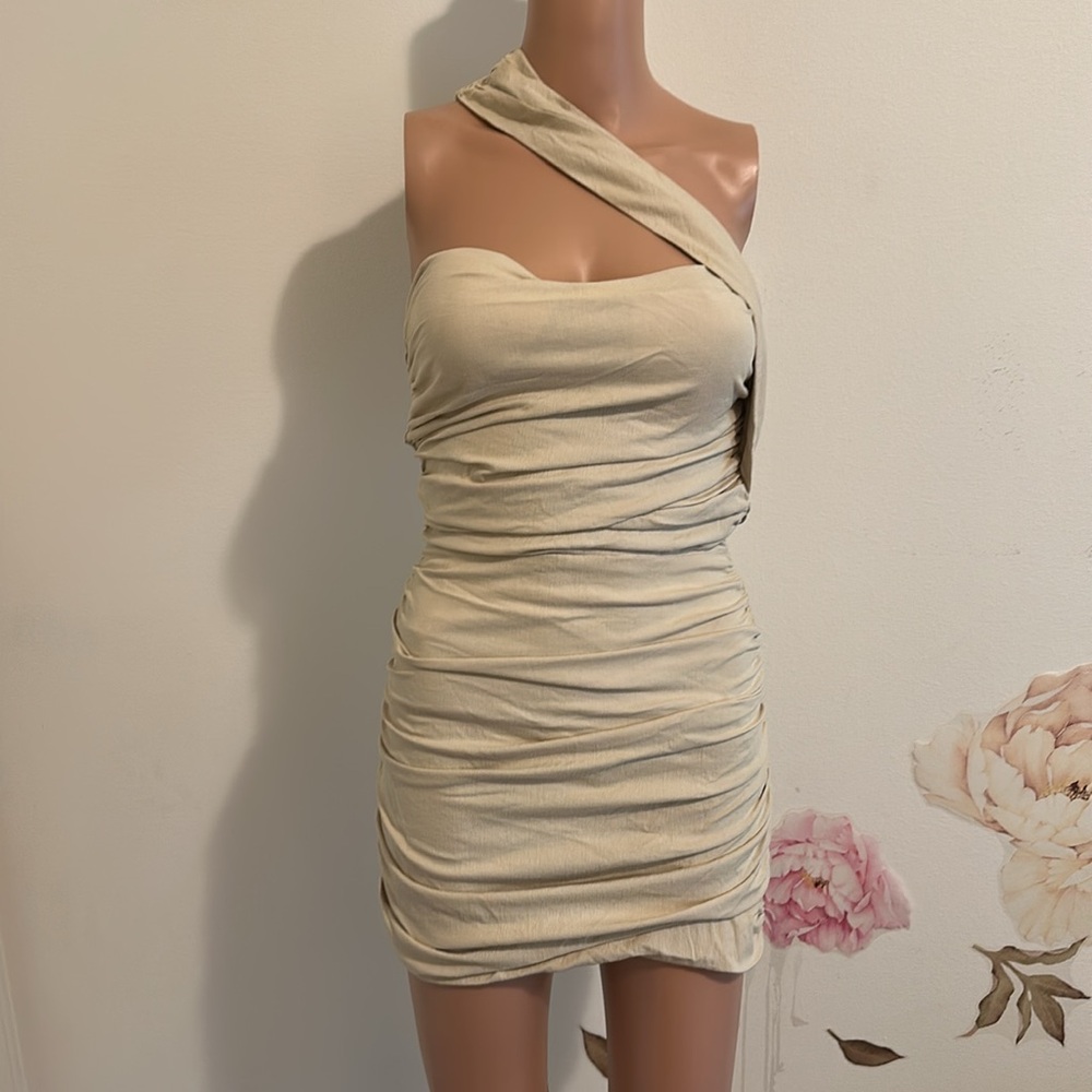 New Atoir The Oracle Dress in Taupe Size XS beige mini dress ruched strapless - Picture 2 of 6
